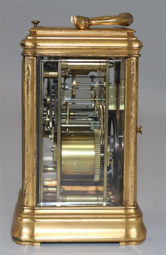 An early 20th century brass gorge cased carriage clock, 5.25 excl. handle.